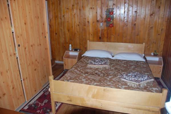 Pensiunea D O R U Arges Hotel Coteneşti Quarto foto